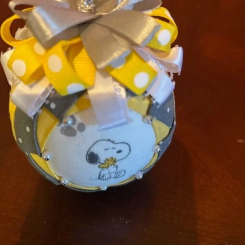 Snoopy & Woodstock Quilted christmas Ornament Ribbon Embellishment & Beaded